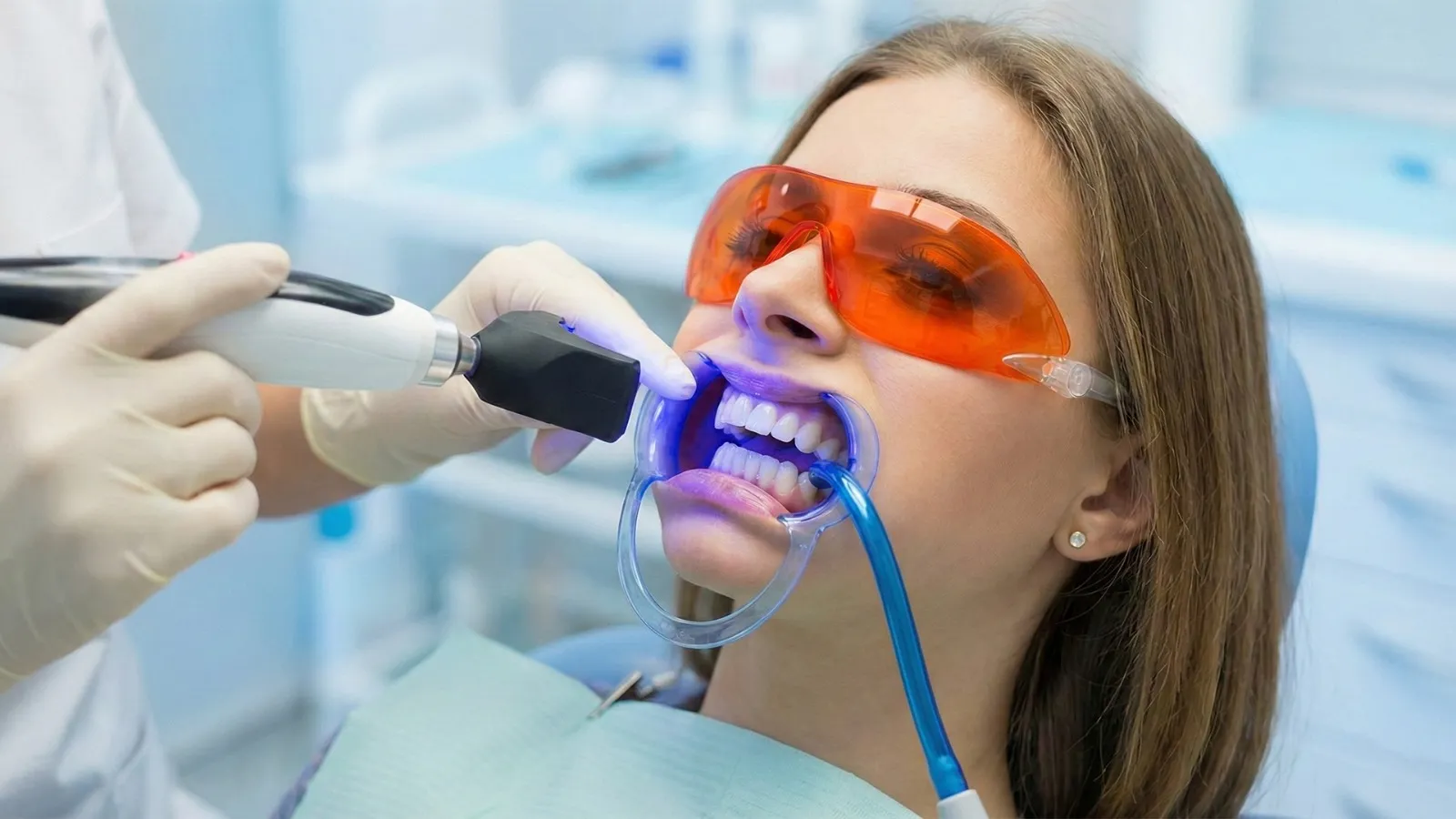 Laser Teeth Whitening At Cosmoradiance Hyderabad India